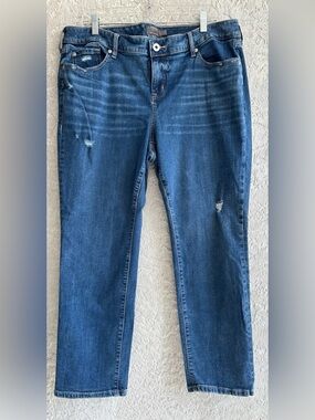 Torrid Women’s Distressed Boyfriend Straight Vintage Stretch Blue Jeans 18S NWOT